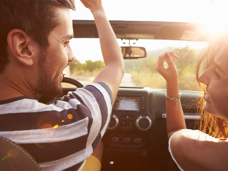 Auto Glass & Custom Glass Jr's Glass and Windows